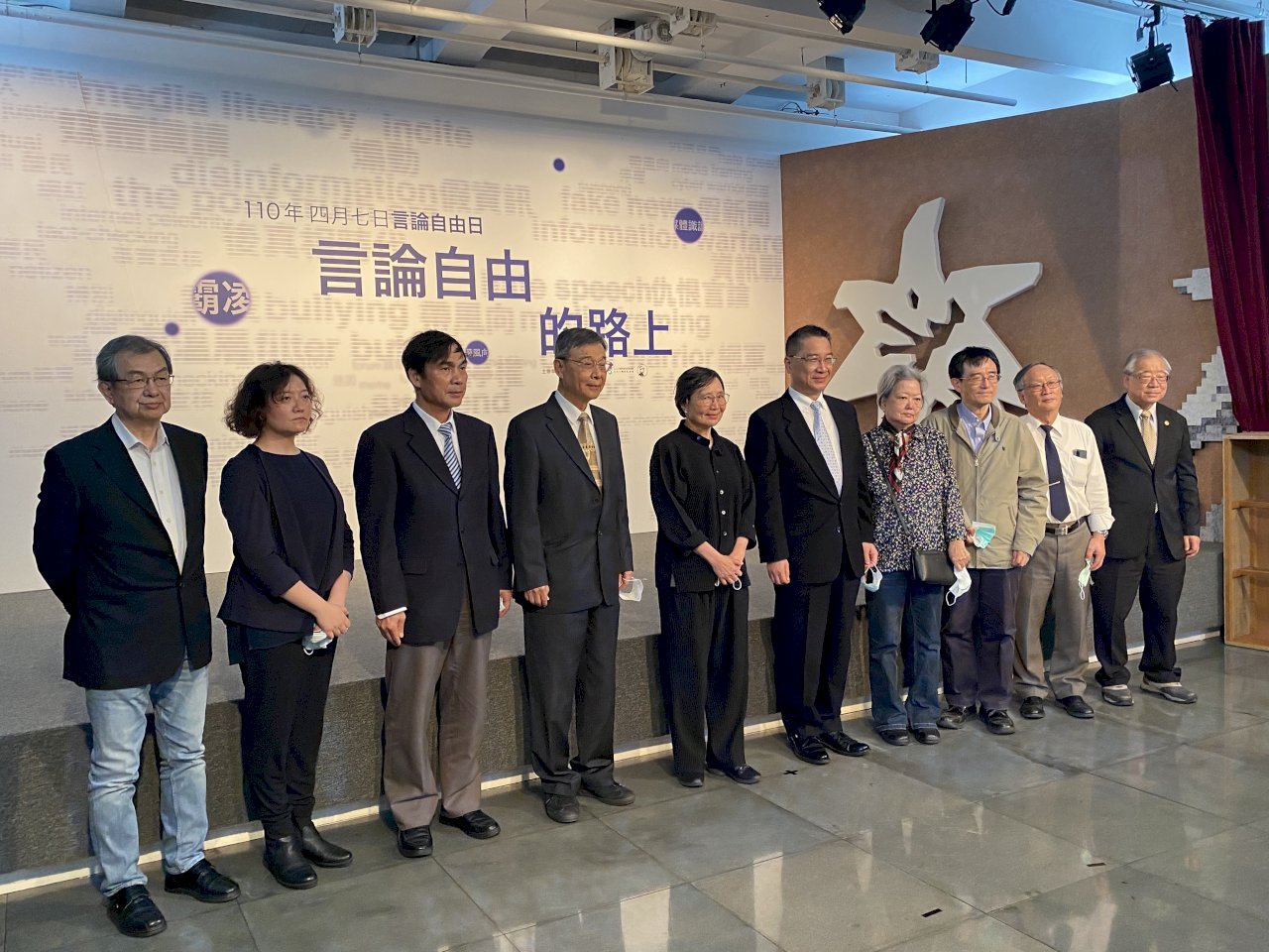 言論自由日 徐國勇：防範假消息守護台灣民主