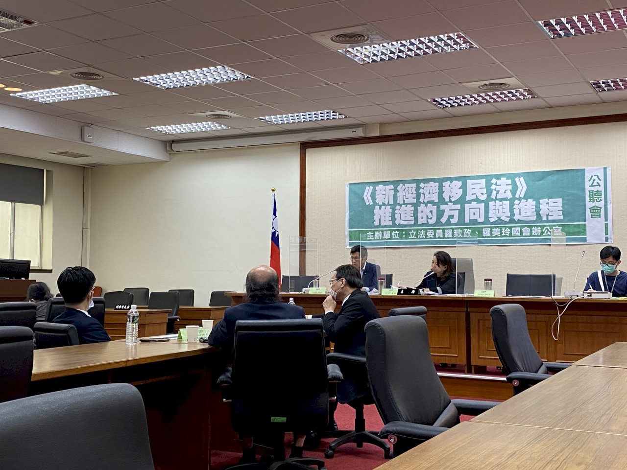 新經濟移民法卡關 國發會擬先推動放寬僑外生留台限制