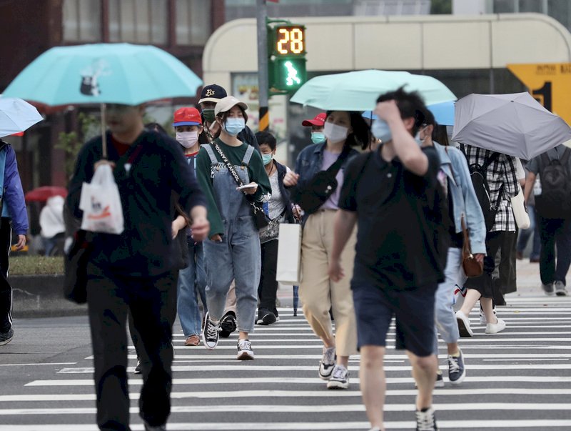 北涼南暖北東雨明顯 颱風「舒力基」對台灣沒直接影響