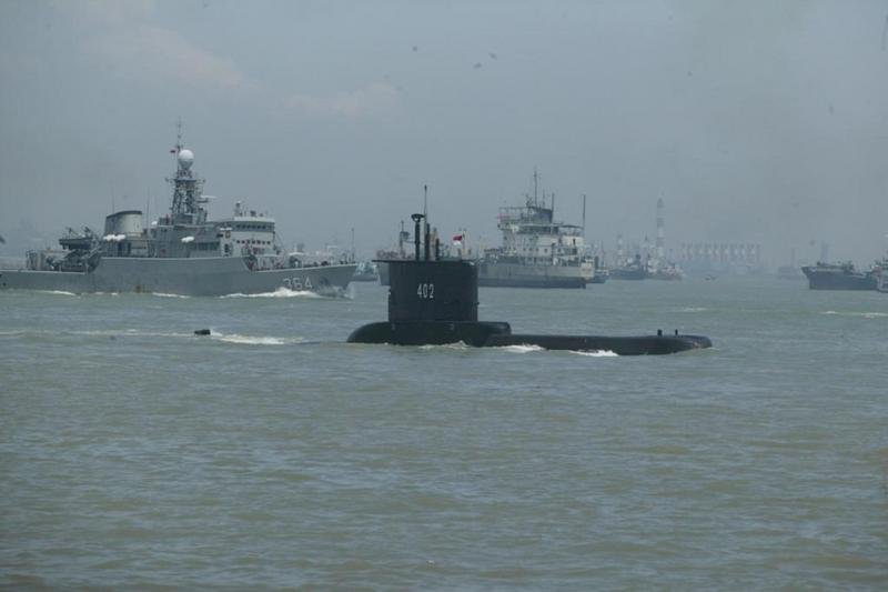 印尼搜索失聯潛艦 聚焦50至百米深處不明物
