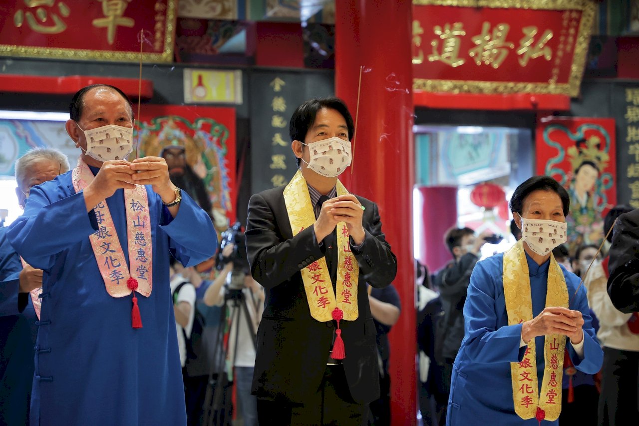 旱象未解 賴清德赴法會祈求普降甘霖
