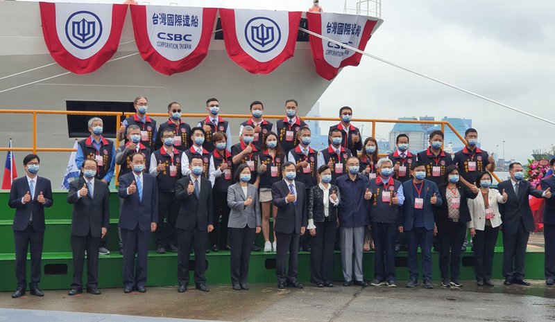 海巡艦艇增台灣字樣 總統:展現中華民國台灣捍衛藍色國土決心
