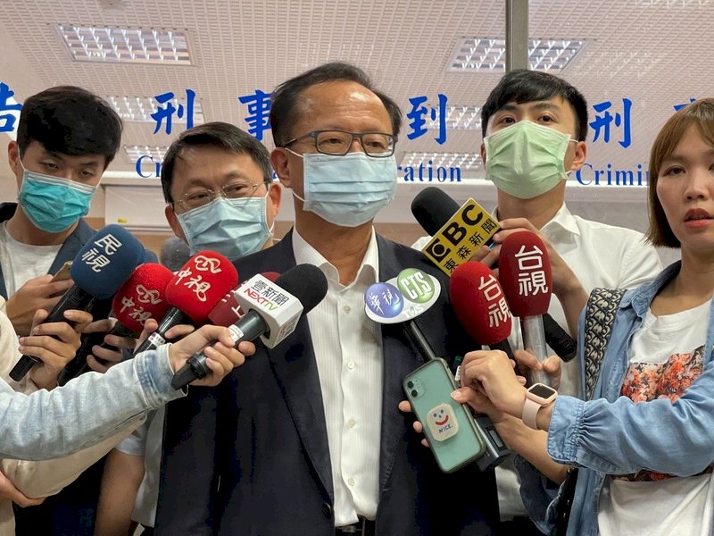 未依警政署指示 北市警局長:手機交北檢調查較具公信力