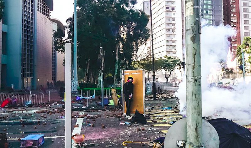 理大圍城:活著為了見證勝利那一秒