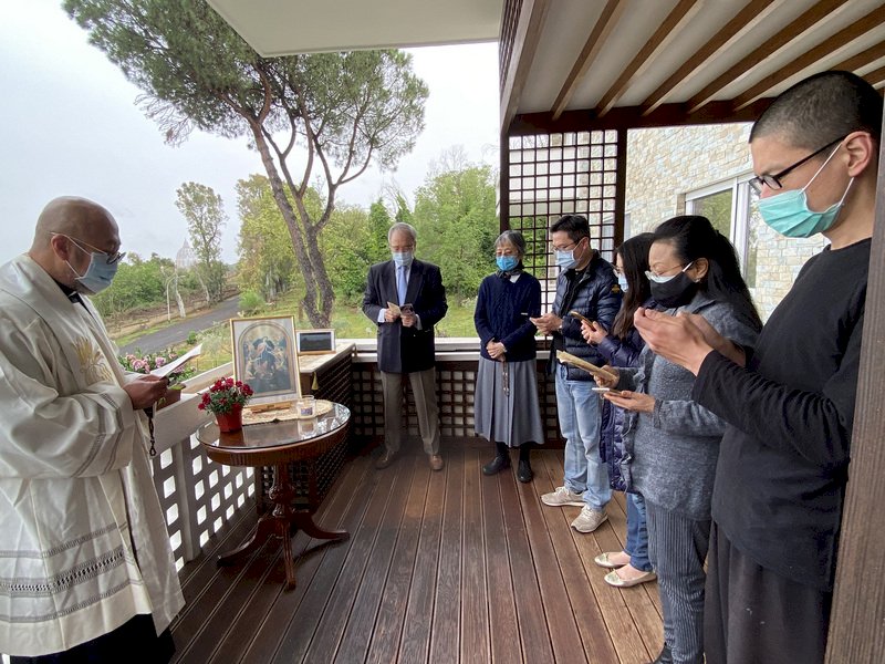 駐教廷大使館響應教宗馬拉松祈禱 盼疫情止息