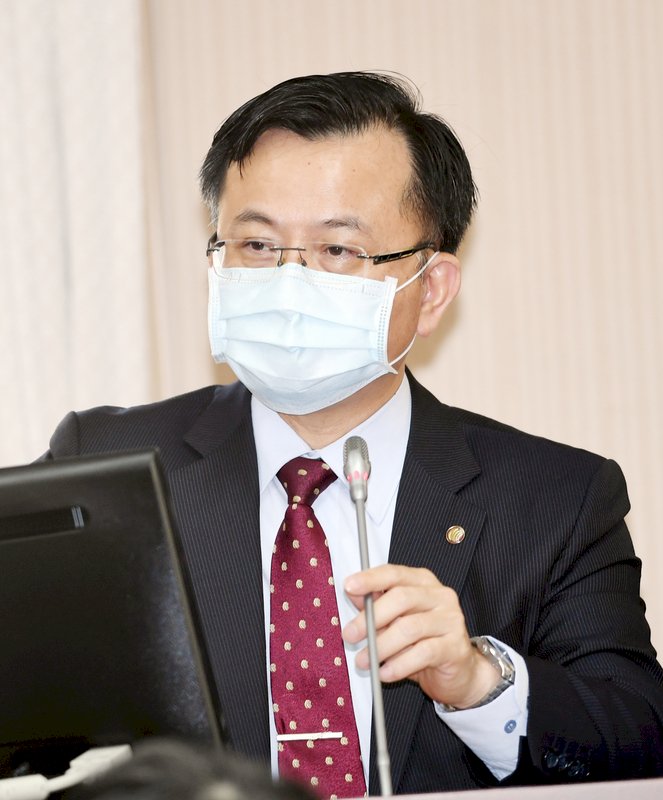 廣電媒體工作者染疫風險高 NCC：爭取優先打疫苗