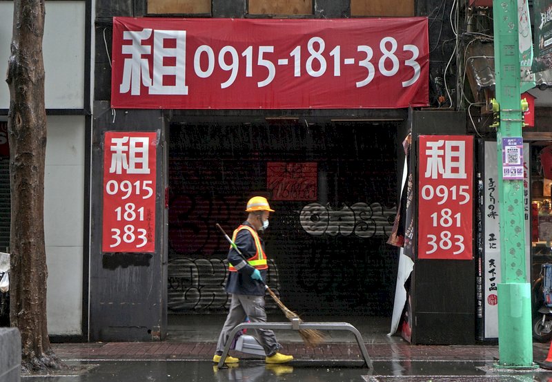 疫情升溫景氣添變數 央行動見觀瞻
