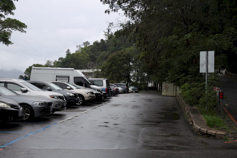 沒事別出門!日月潭碼頭邊驚見露營車 居民無奈批不顧防疫
