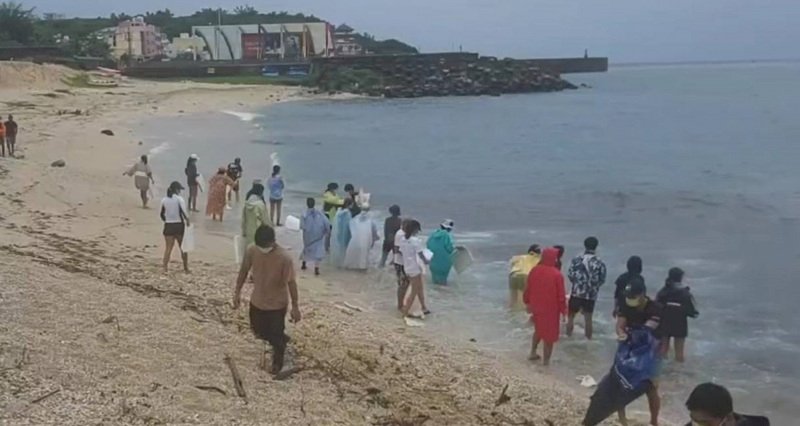 破管原油飄向恆春半島 海保署要求中油圍堵