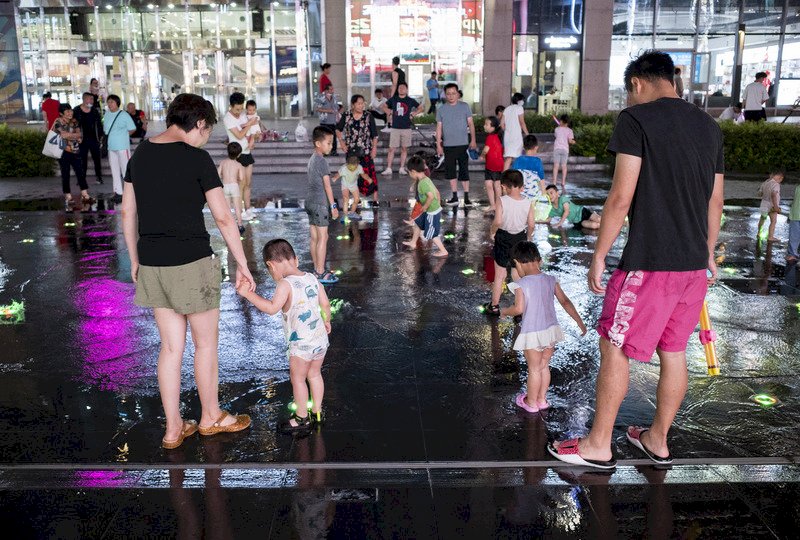 搶救生育率 中國衛健委：正起草育兒補貼方案