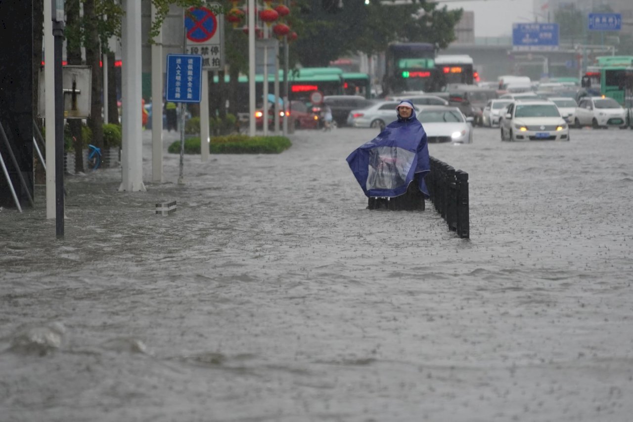 鄭州暴雨成災 鴻海：集團將視水情變化調整營運 - 新聞 - Rti 中央廣播電臺