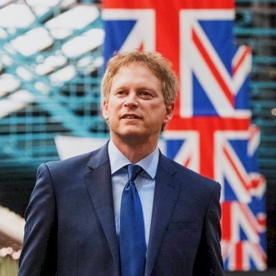重振旅遊航空業 英國將對已打疫苗歐盟和美國遊客免除隔離