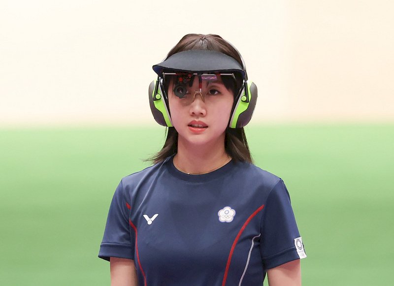 台灣射擊好手「證件妹」吳佳穎30日出戰東京奧運女子25公尺手槍決賽,最終排名第5,創造個人最佳成績。 (圖:中央社)