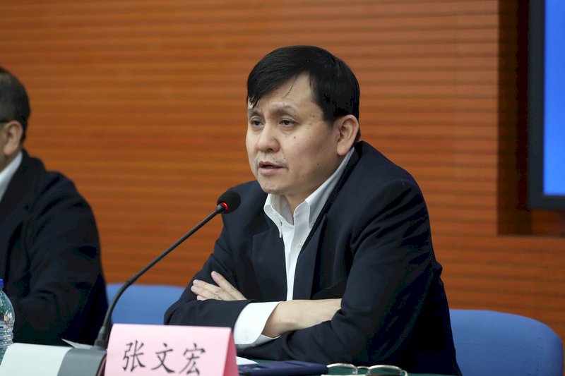 中國專家：疫情正由大流行轉向地方性流行