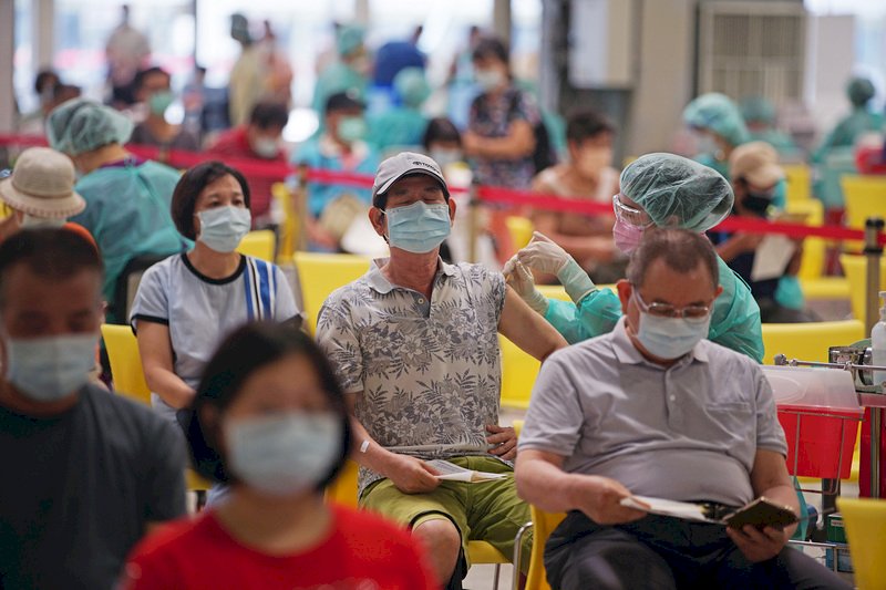 莫德納混打高端計劃 陳時中下午說明