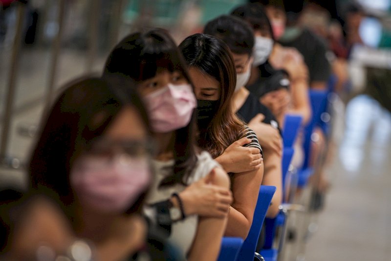教職員開學前仍未打疫苗 快篩費用教育部補助