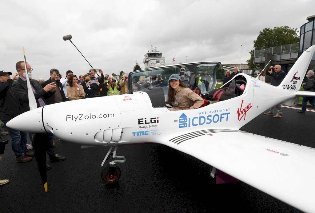 19歲少女單獨駕機起飛環繞地球 盼創造世界紀錄