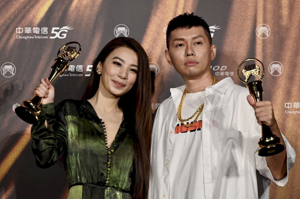 杜振熙、田馥甄金曲稱王封后 桑布伊摘年度專輯大獎(影音)