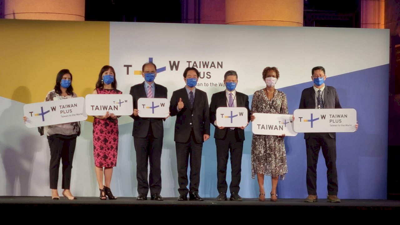 述說真正台灣自己的聲音  Taiwan + 今全球正式開播（影音）