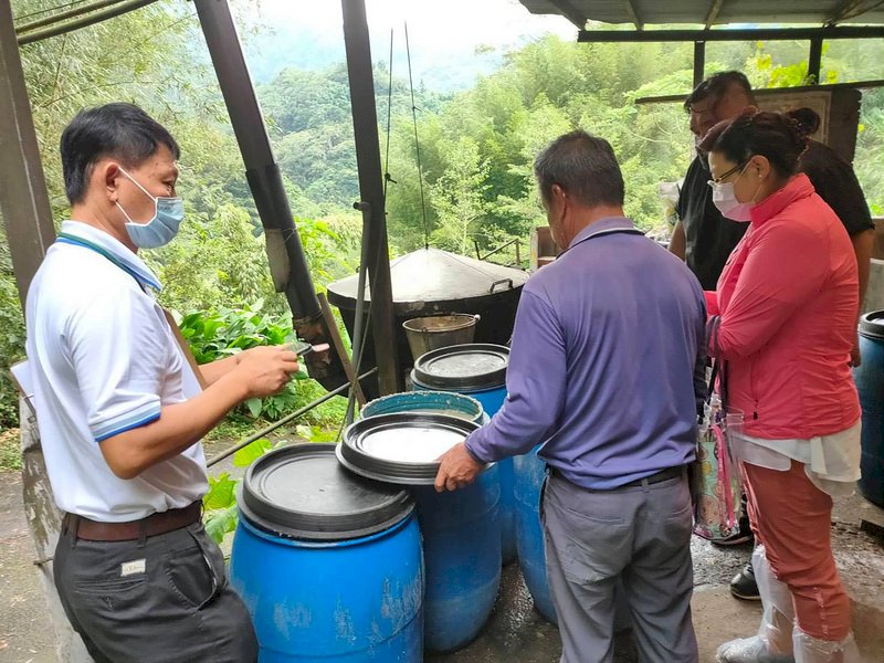 環團質疑禁廚餘養豬倉促上路 環保署:先焚化、掩埋處理