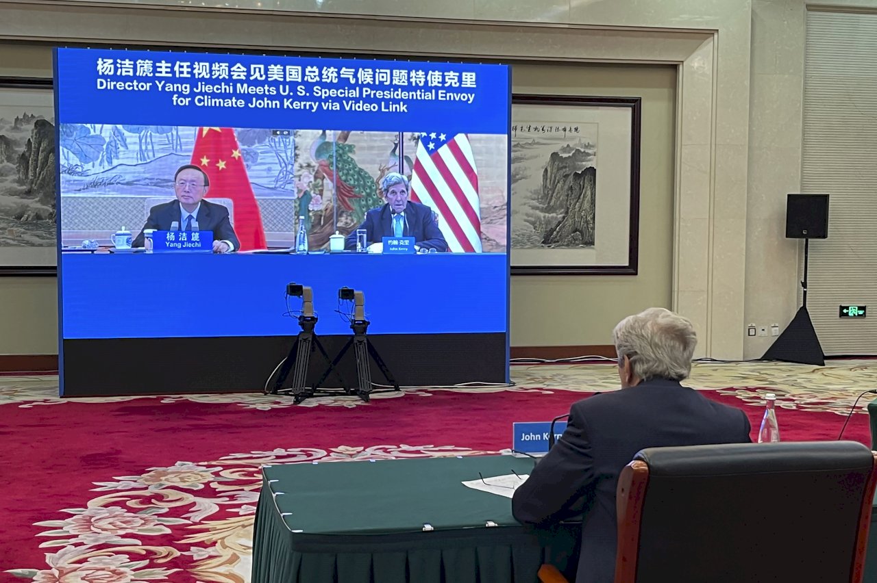 楊潔篪晤凱瑞：中美關係遇嚴重困難 但仍可合作