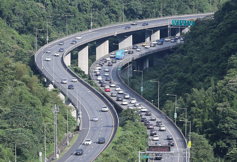 國慶連假尚未登場 國5塞車惡夢已開演