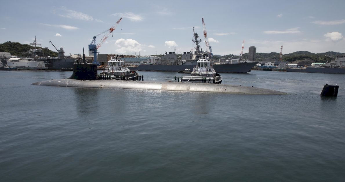 美核子動力潛艦在亞洲海域撞擊不明物體受損