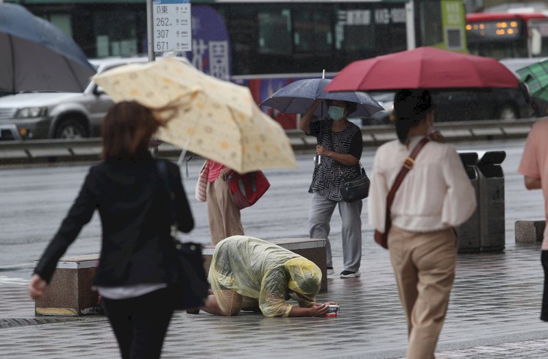 小心「圓規」颱風尾 東半部大豪雨不斷(影音)