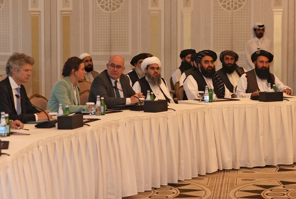 爭取國際支持 塔利班與歐盟和美國特使展開會談