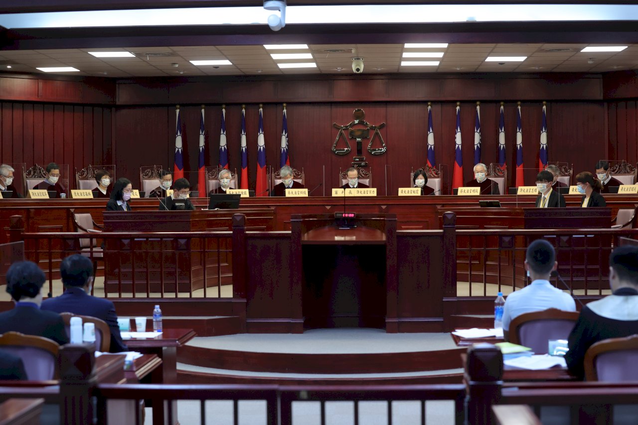強制工作是否違憲 大法官今開庭辯論