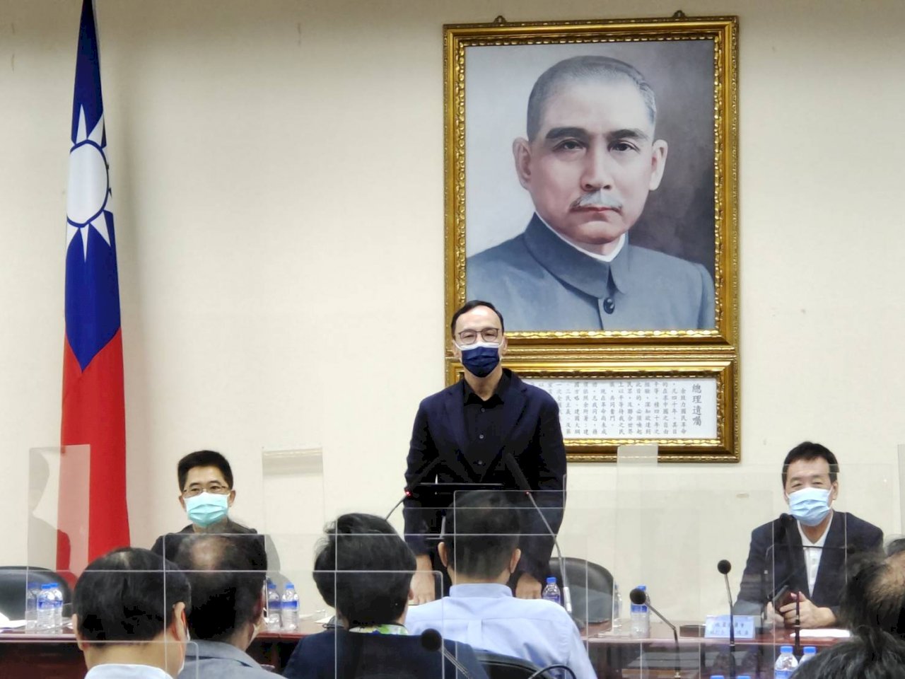 朱立倫:蘇貞昌污辱女性、藐視國會 應道歉下台