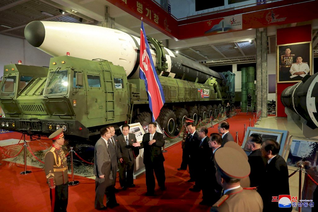 尋求核武地位正常化 北韓秀肌肉辯稱純自衛