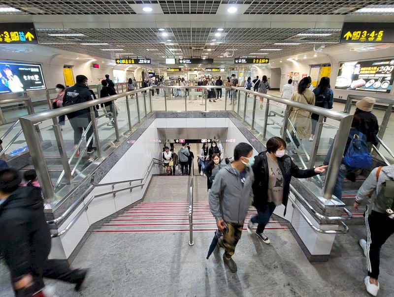 連2震 核電機組正常台鐵高鐵恢復運行