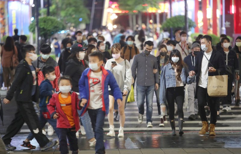 白天東北季風減弱溫升雨緩 留意空品