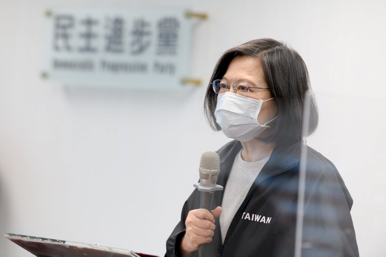 蔡總統領軍各地宣講訴求「四個不同意」 蔡總統:全力阻止公投變惡鬥