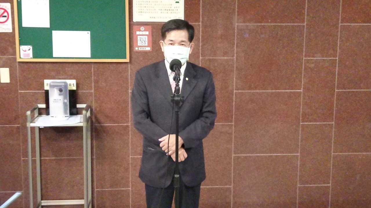 總統提「英檢取代考試」立院論戰 教長:明年入學方式不變