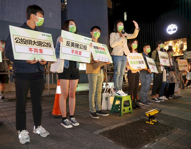 民進黨：國務青街講獲迴響 越來越多青年關注公投