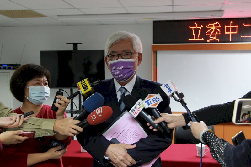 傳中二補選恐冒名領票 中選會：監察員現場監察 落實身分查驗