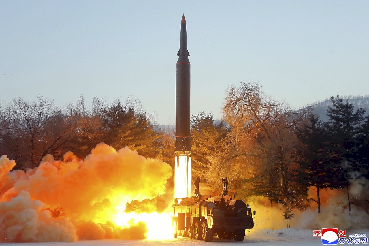 北韓殺手鐧 極音速飛彈升高亞洲軍事風險