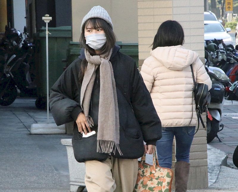 中部以北整天偏冷 北台灣白天高溫預估17度