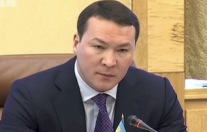 哈薩克政府清除前朝勢力 前總統侄子被拔官