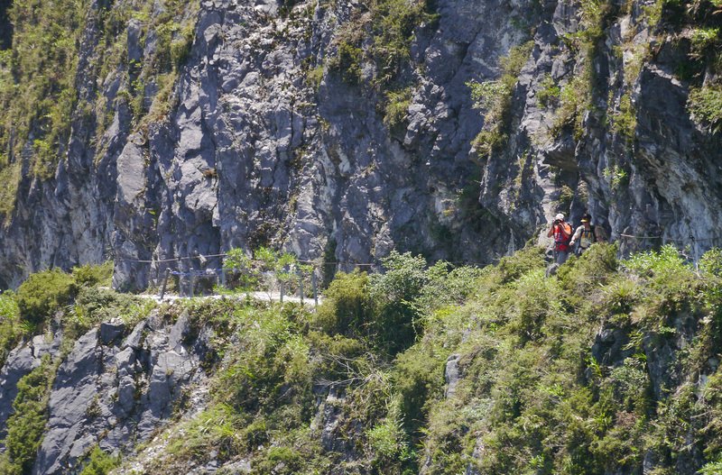 登山迷途勿驚慌  內政部：牢記STOP口訣、打112求援