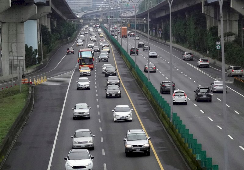 228收假日 國道湧北返車潮 估晚間8時紓解