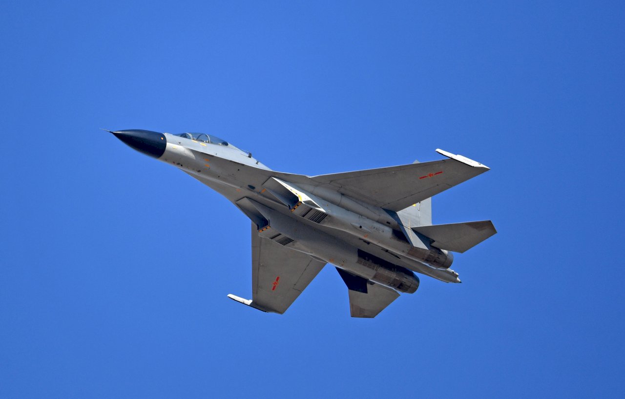 1架殲11擾西南防空識別區  空軍兵力應對