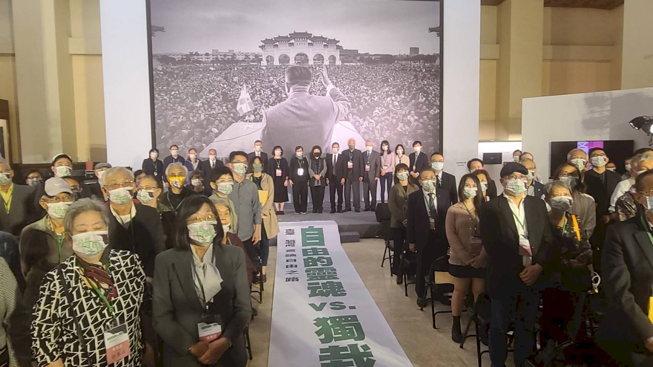 中正紀念堂轉型再跨步   紀念元首陳列廳增「獨裁事蹟」