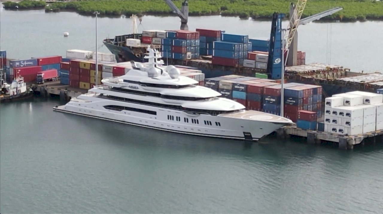 斐濟最高法院裁定 俄國超級遊艇交由美國扣押帶走