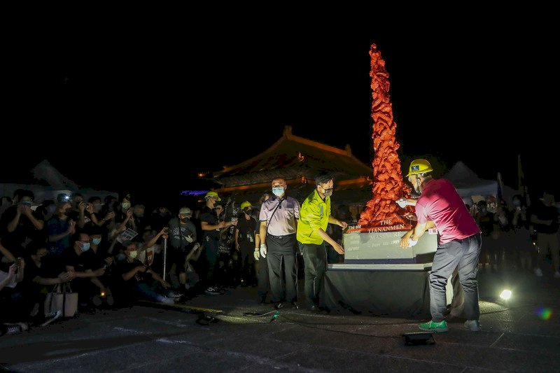 台版「國殤之柱」遭關切 曾建元：恐對岸所為