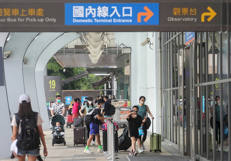 颱風杜蘇芮來勢洶洶 27日國內線班機全取消