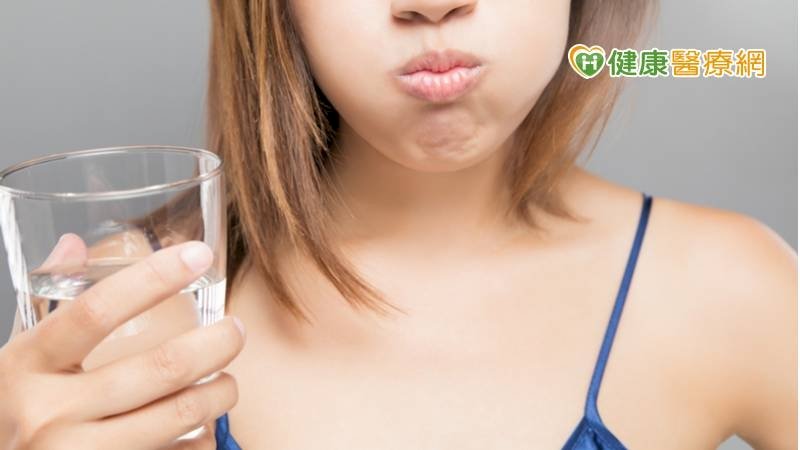 降低口腔病毒傳播 醫:多用「漱口水」