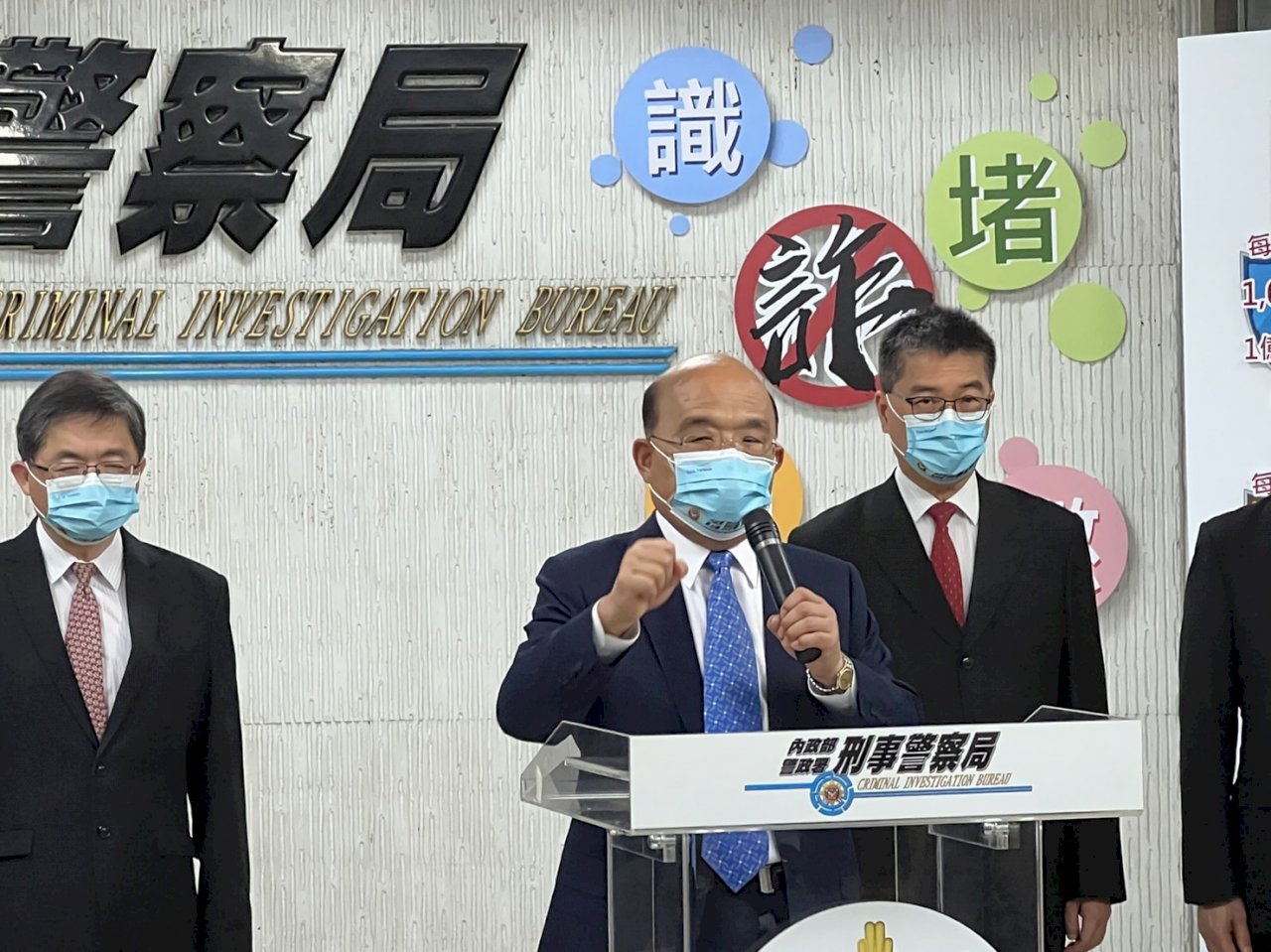 美前防長建議台灣男女服役1年 蘇揆：人員整備不斷檢討精進